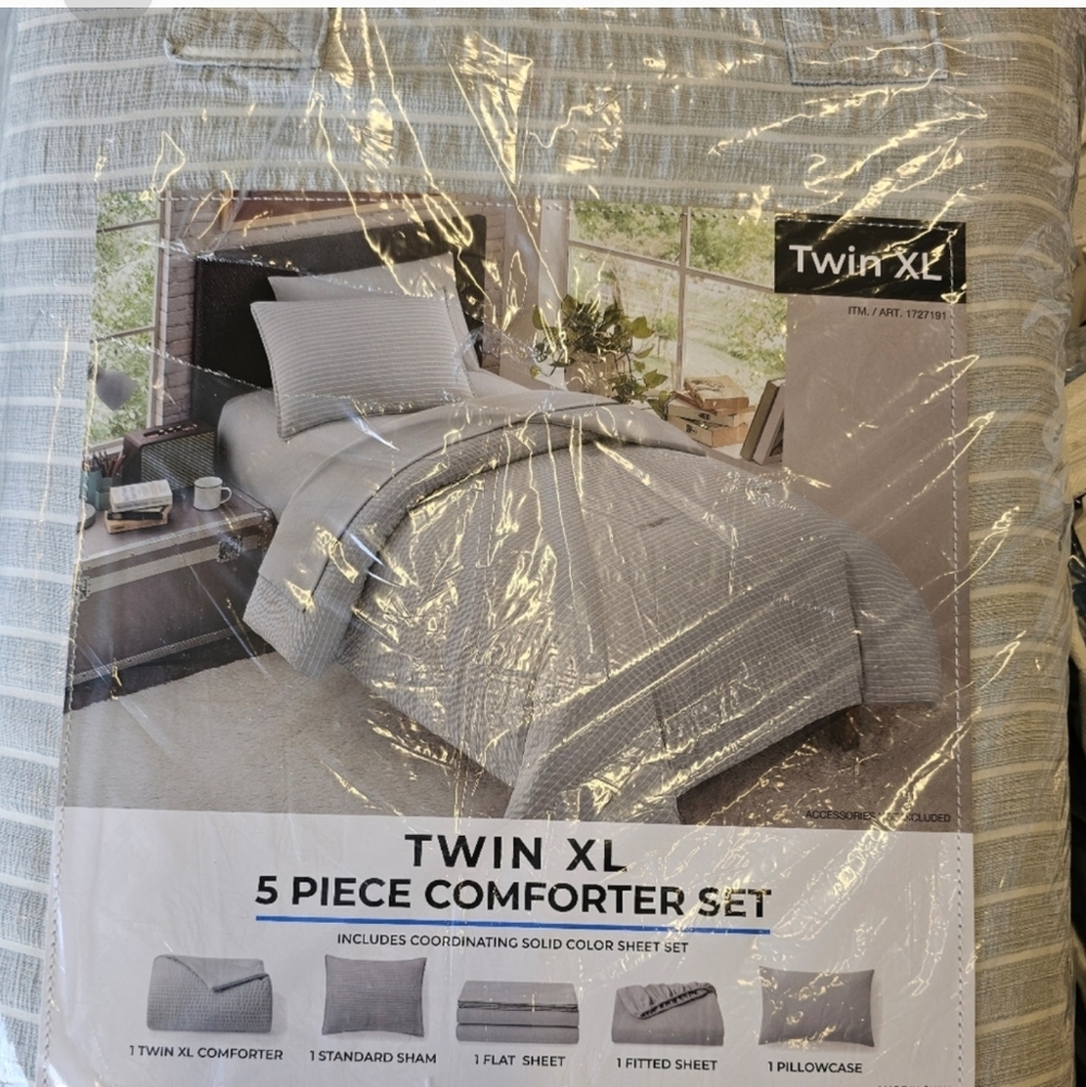 Daniela 5-piece Twin XL Microfiber Textured Comforter & Sheet Set new - Picture 2 of 9